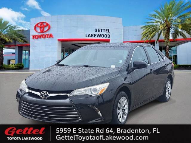 2015 Toyota Camry LE FWD photo