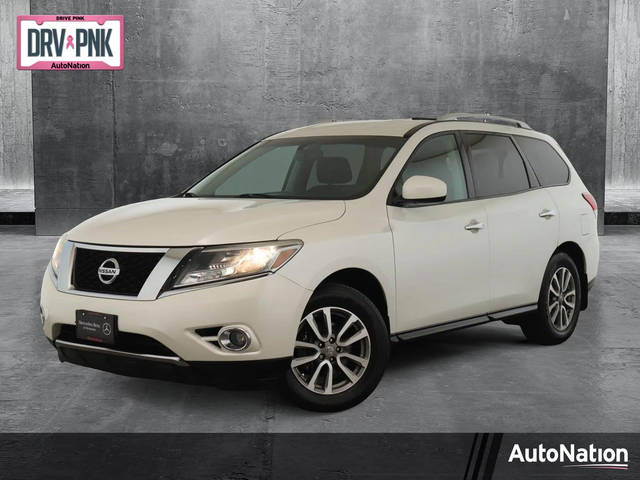 2015 Nissan Pathfinder SV 4WD photo