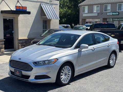 2016 Ford Fusion SE Hybrid FWD photo