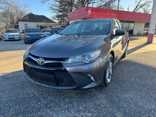 2015 Toyota Camry SE FWD photo