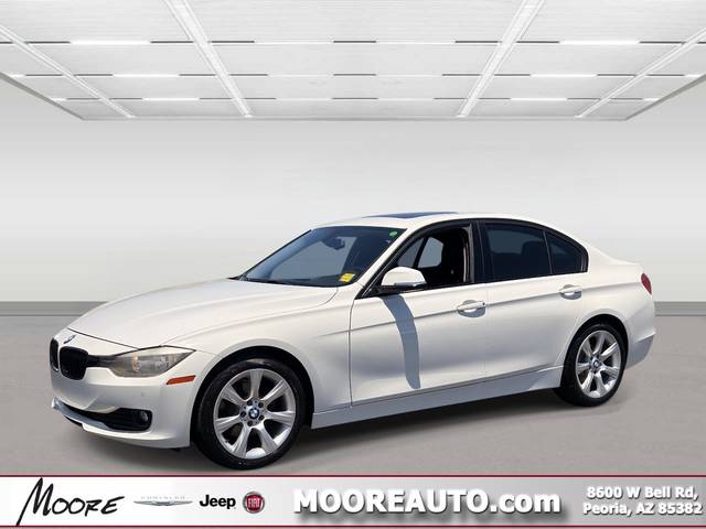 2015 BMW 3 Series 320i RWD photo
