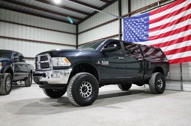 2016 Ram 2500 Lone Star 4WD photo