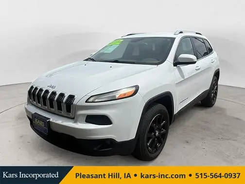 2016 Jeep Cherokee Latitude 4WD photo