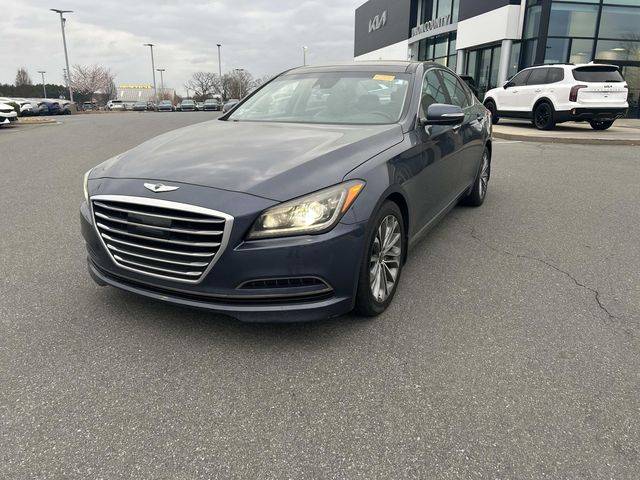2015 Hyundai Genesis 3.8L RWD photo