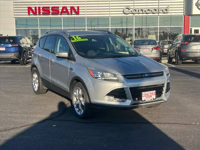 2016 Ford Escape Titanium 4WD photo