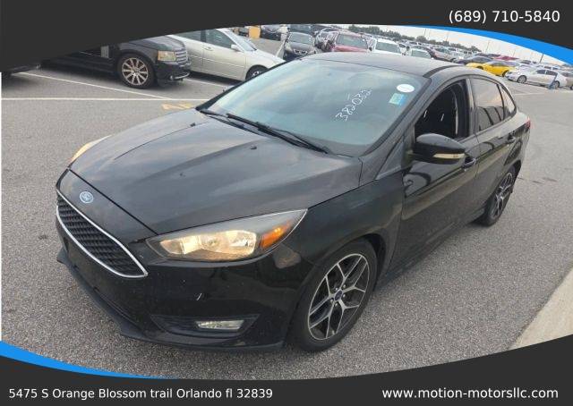 2015 Ford Focus SE FWD photo