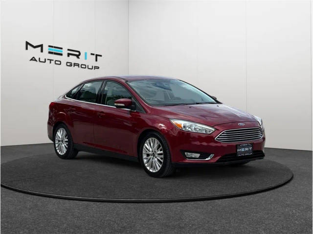 2015 Ford Focus Titanium FWD photo