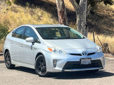 2015 Toyota Prius Two FWD photo