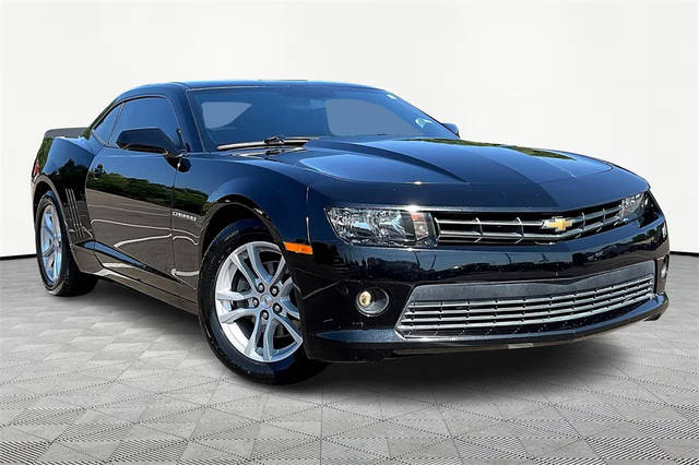 2015 Chevrolet Camaro LT RWD photo