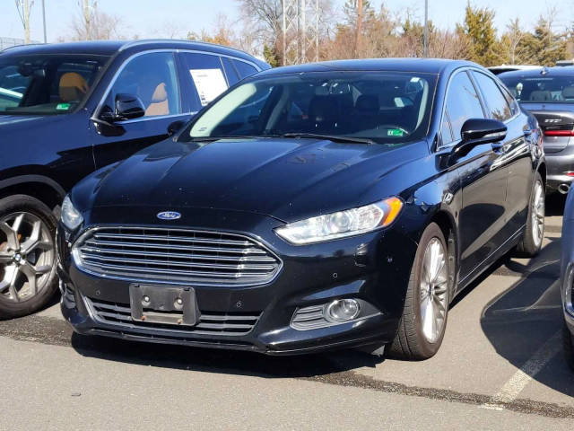 2016 Ford Fusion SE FWD photo