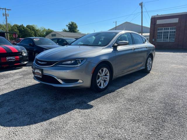 2016 Chrysler 200 Limited FWD photo