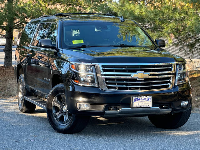 2016 Chevrolet Suburban LT 4WD photo