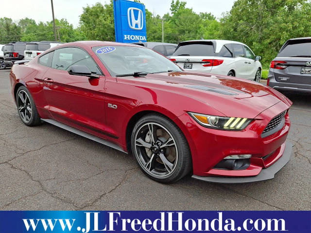 2016 Ford Mustang GT Premium RWD photo