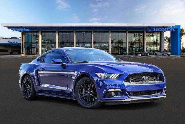 2015 Ford Mustang GT Premium RWD photo