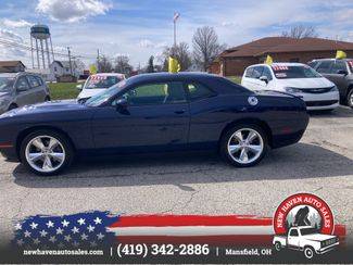 2015 Dodge Challenger SXT RWD photo