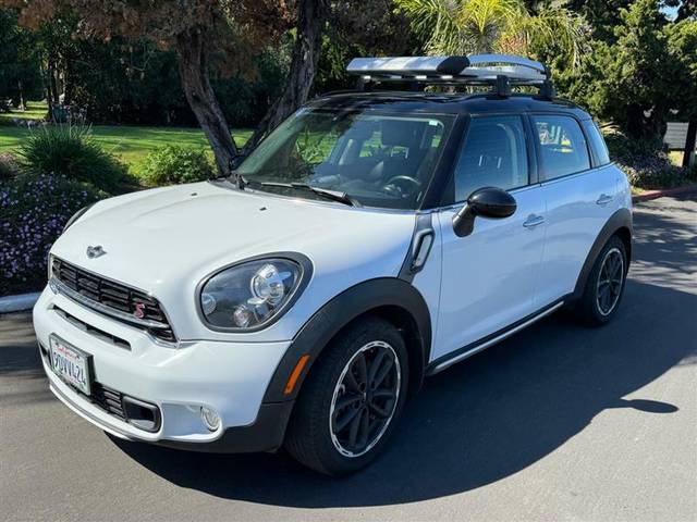 2015 MINI Countryman S AWD photo