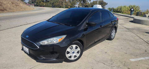 2015 Ford Focus S FWD photo