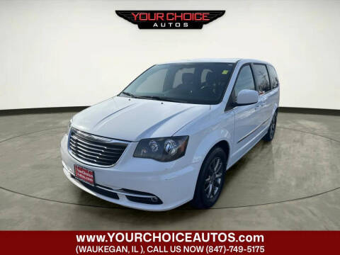 2016 Chrysler Town and Country S FWD photo