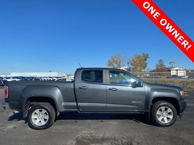 2016 GMC Canyon 4WD SLE 4WD photo