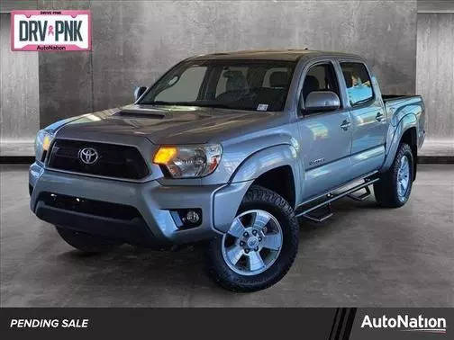 2015 Toyota Tacoma  4WD photo