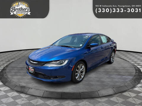 2015 Chrysler 200 S FWD photo