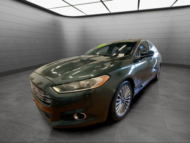 2016 Ford Fusion SE FWD photo