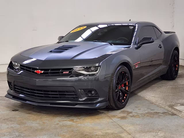 2015 Chevrolet Camaro SS RWD photo