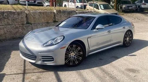 2016 Porsche Panamera 4 Edition AWD photo