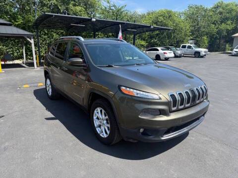 2016 Jeep Cherokee Latitude FWD photo