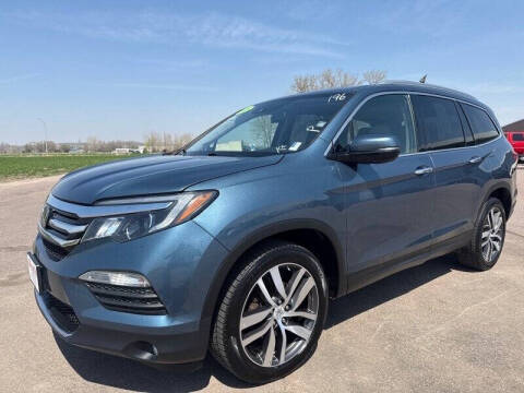 2016 Honda Pilot Touring AWD photo