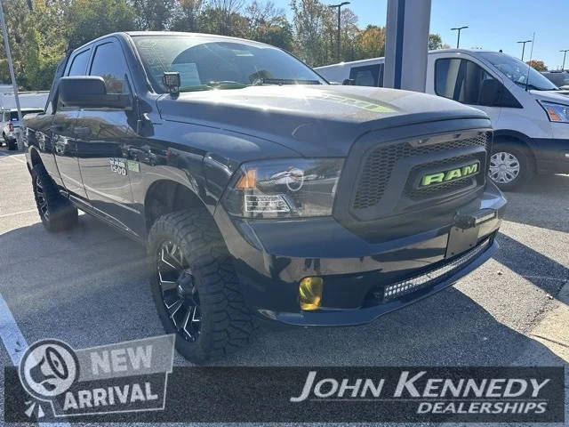 2016 Ram 1500 Express 4WD photo