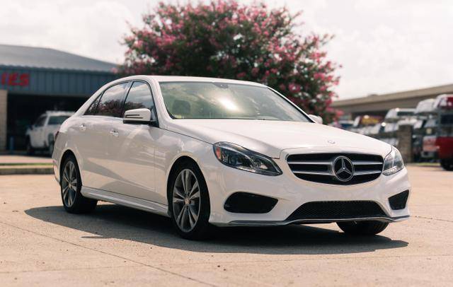 2016 Mercedes-Benz E-Class E 350 Sport RWD photo