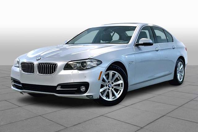 2015 BMW 5 Series 528i xDrive AWD photo