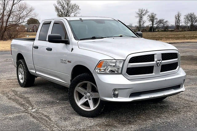 2015 Ram 1500 Express 4WD photo