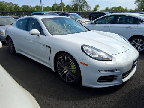 2015 Porsche Panamera S E-Hybrid RWD photo