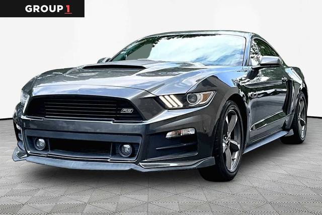 2015 Ford Mustang V6 RWD photo