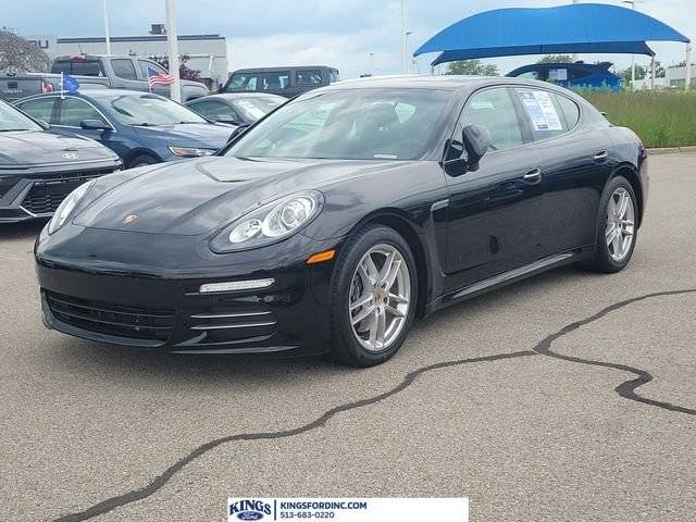 2015 Porsche Panamera 4 AWD photo