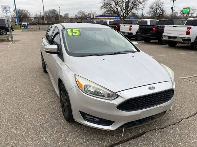 2015 Ford Focus SE FWD photo