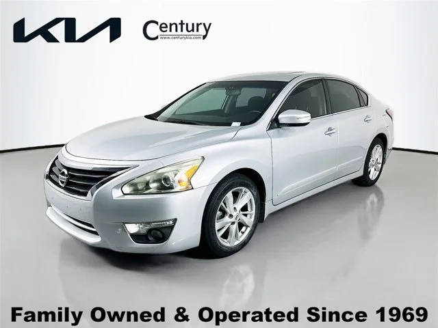 2015 Nissan Altima 2.5 SV FWD photo