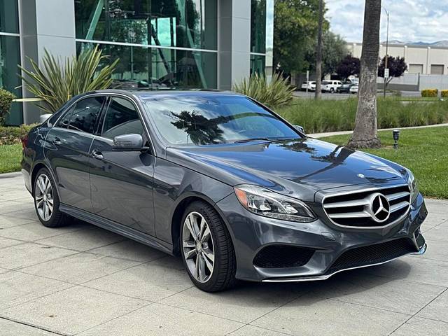 2016 Mercedes-Benz E-Class E 350 Sport RWD photo