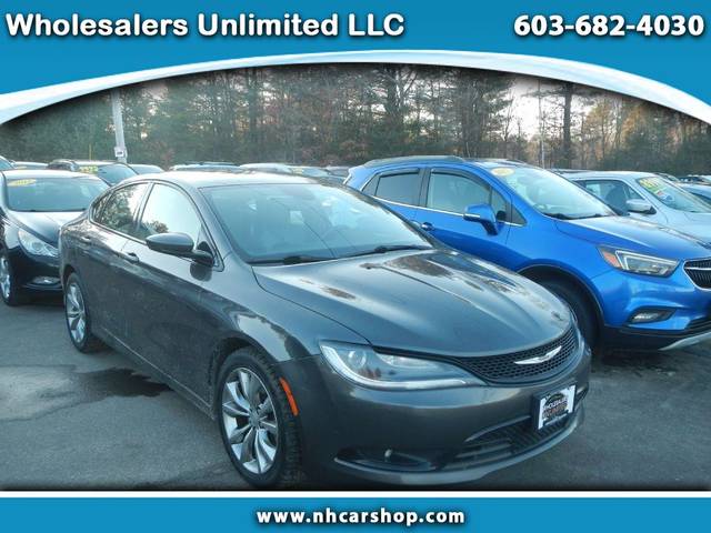 2015 Chrysler 200 S AWD photo