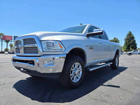 2015 Ram 2500 Laramie 4WD photo
