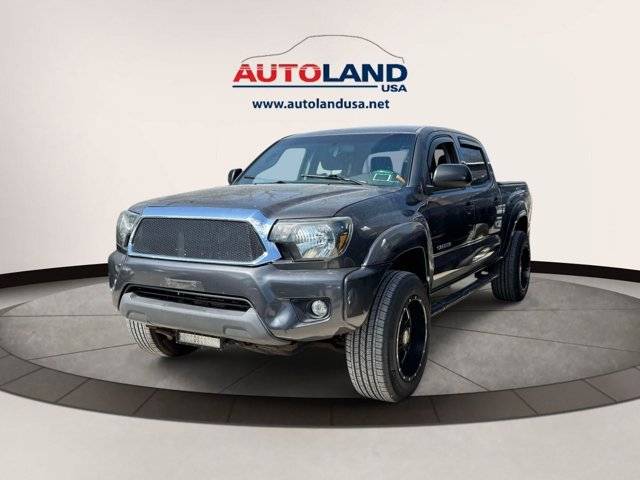 2015 Toyota Tacoma  4WD photo