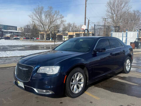 2015 Chrysler 300 Limited RWD photo
