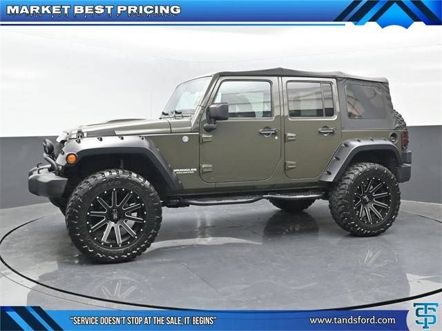 2015 Jeep Wrangler Unlimited Rubicon 4WD photo