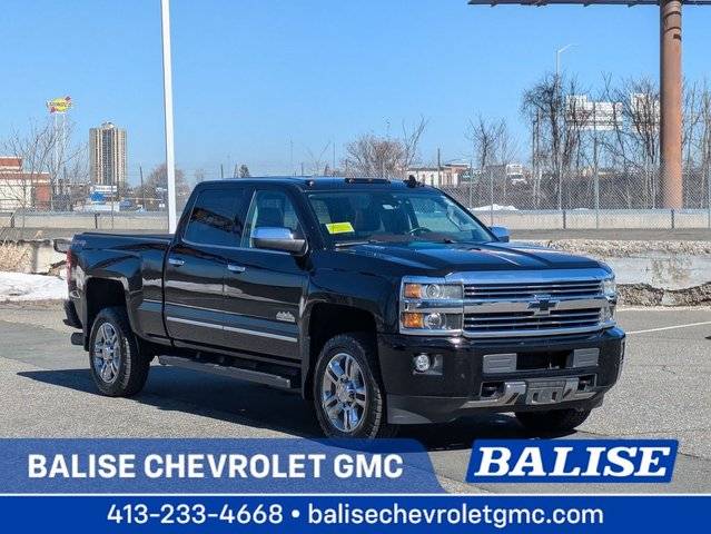 2015 Chevrolet Silverado 2500HD High Country 4WD photo