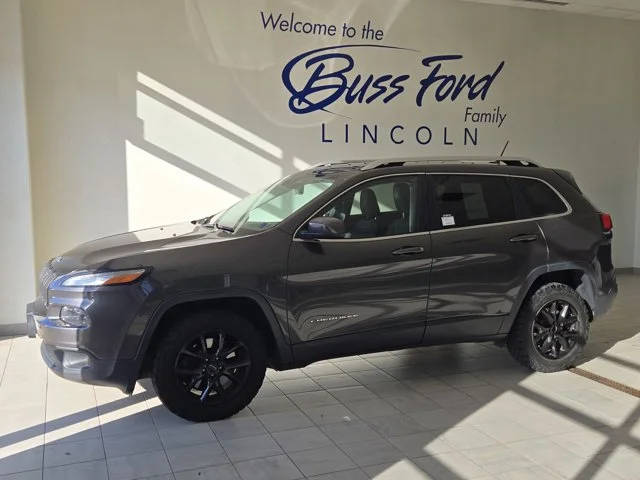 2015 Jeep Cherokee Latitude 4WD photo