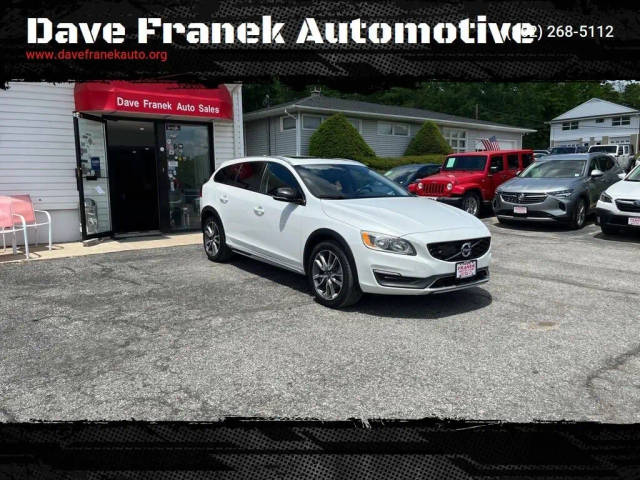 2016 Volvo V60 Cross Country T5 AWD photo