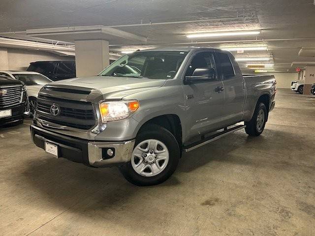 2015 Toyota Tundra SR5 RWD photo