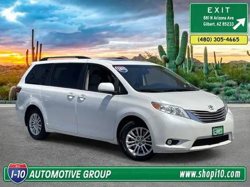 2015 Toyota Sienna XLE FWD photo